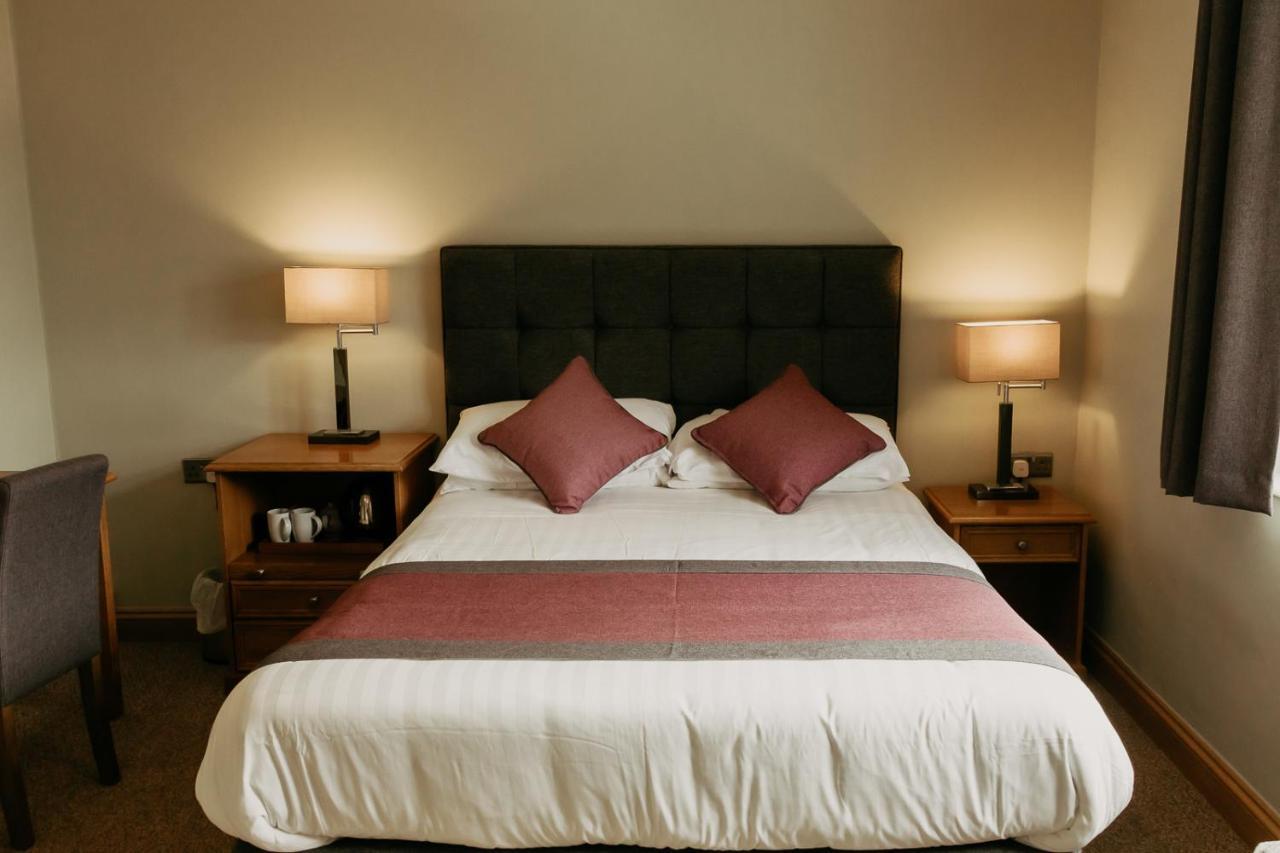St. Davids Cross Hotel Esterno foto