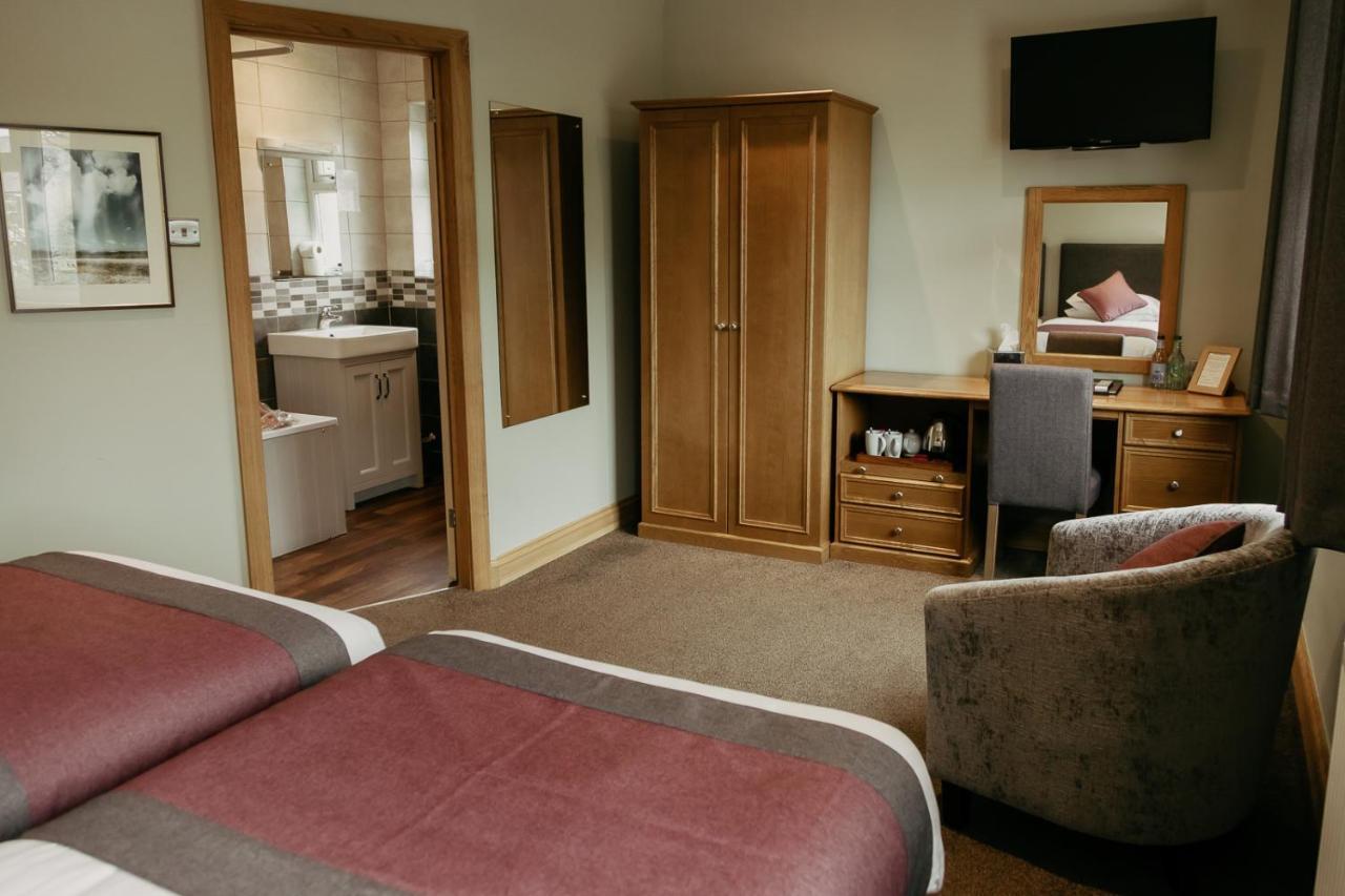 St. Davids Cross Hotel Esterno foto