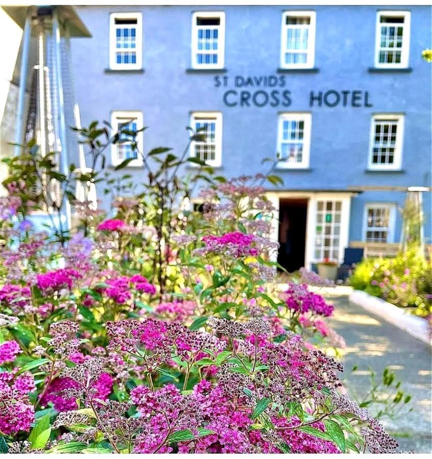 St. Davids Cross Hotel Esterno foto