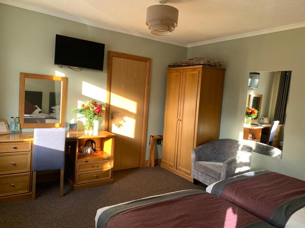 St. Davids Cross Hotel Esterno foto